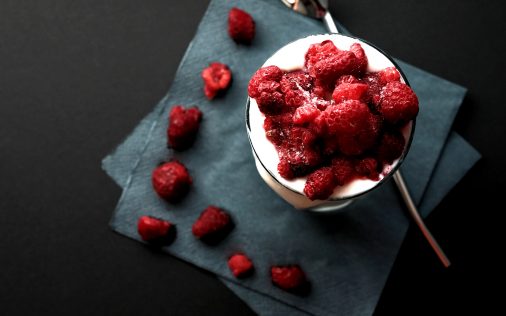 keto-raspberry-ice-cream